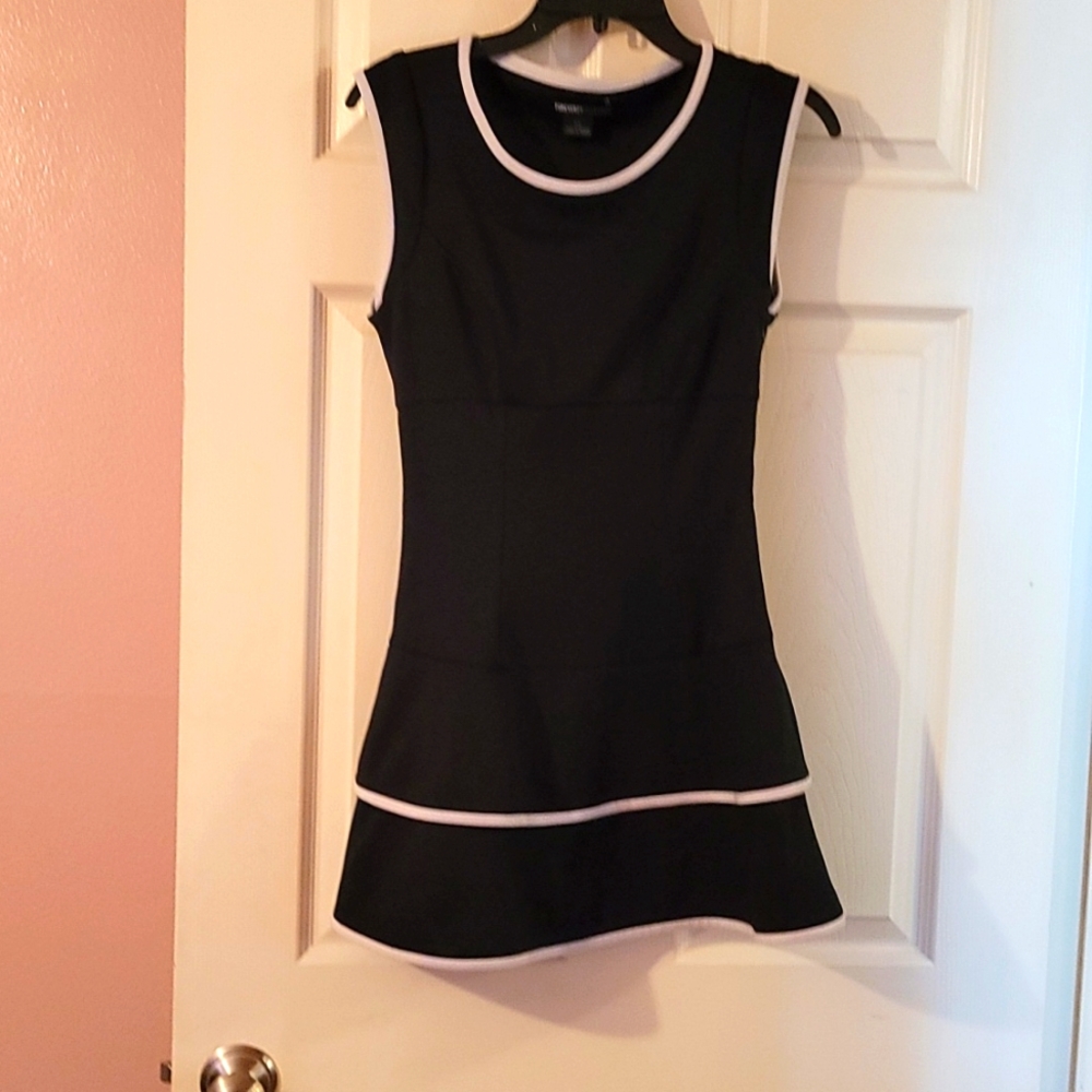 Forever 21 Black Flair Out white trim dress sz S/P